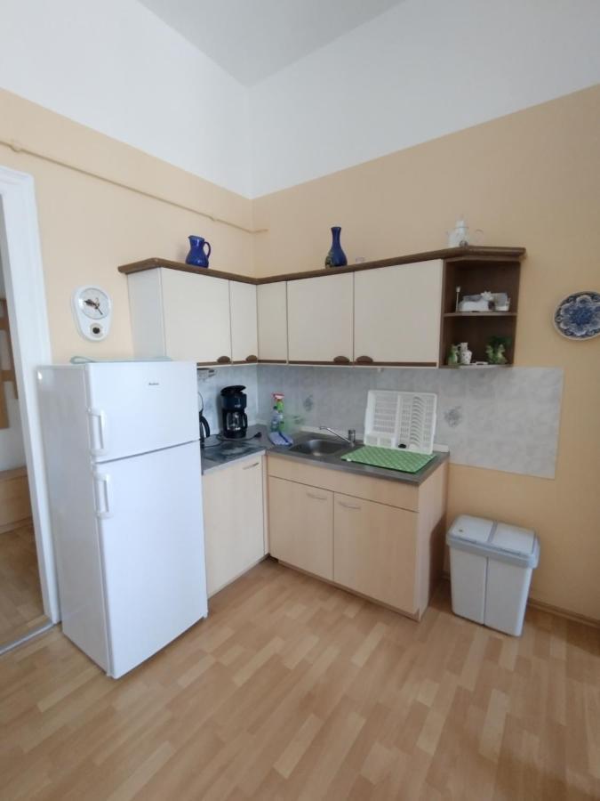 Freya Apartment