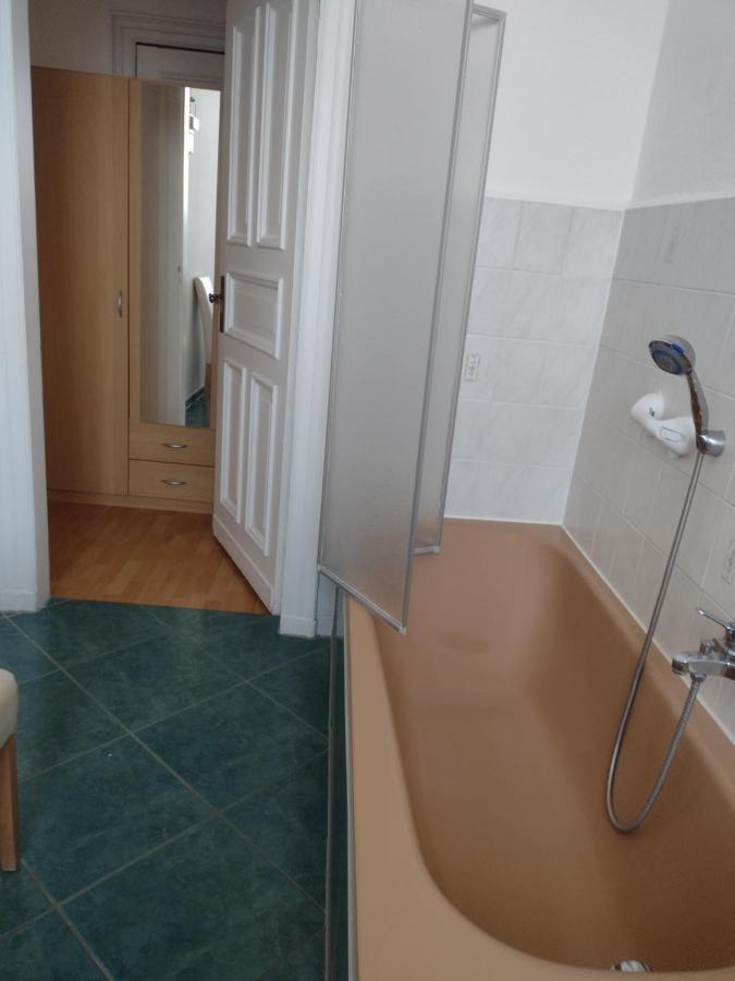 Freya Apartment *