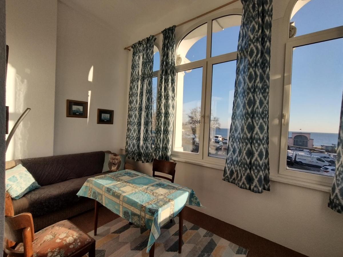 Freya Apartment *